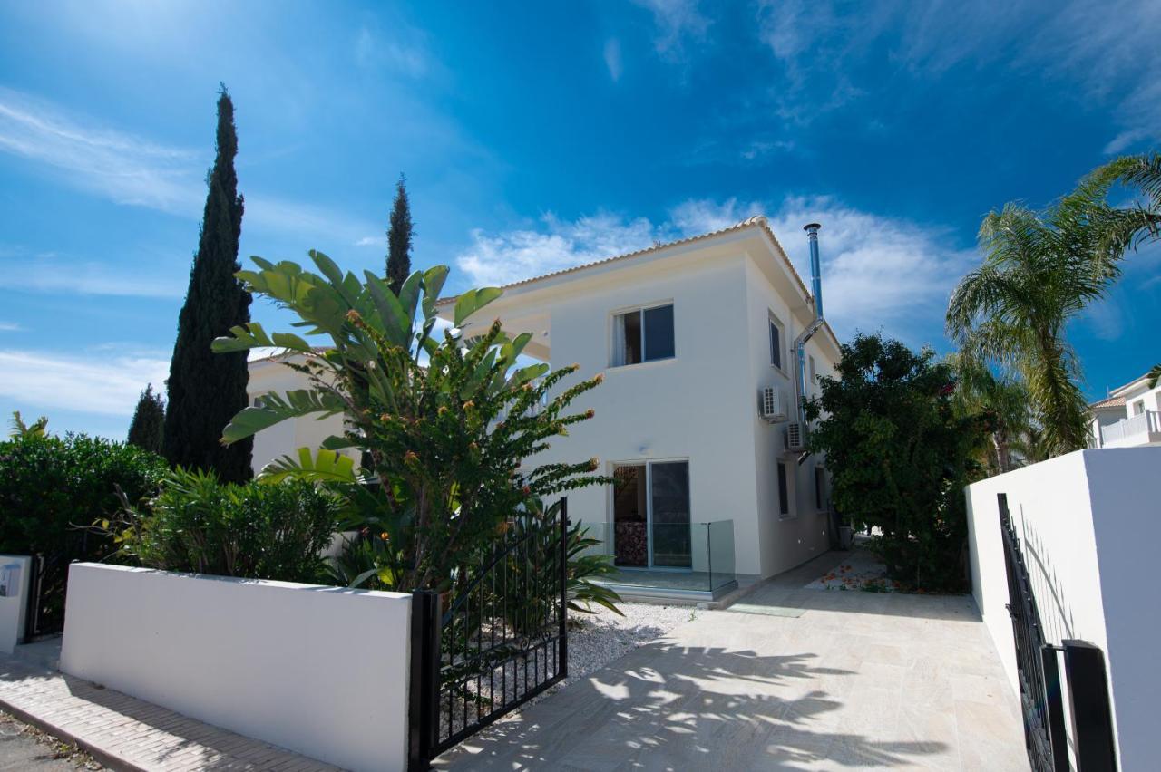 Villa Helena Ajía Nápa Kültér fotó