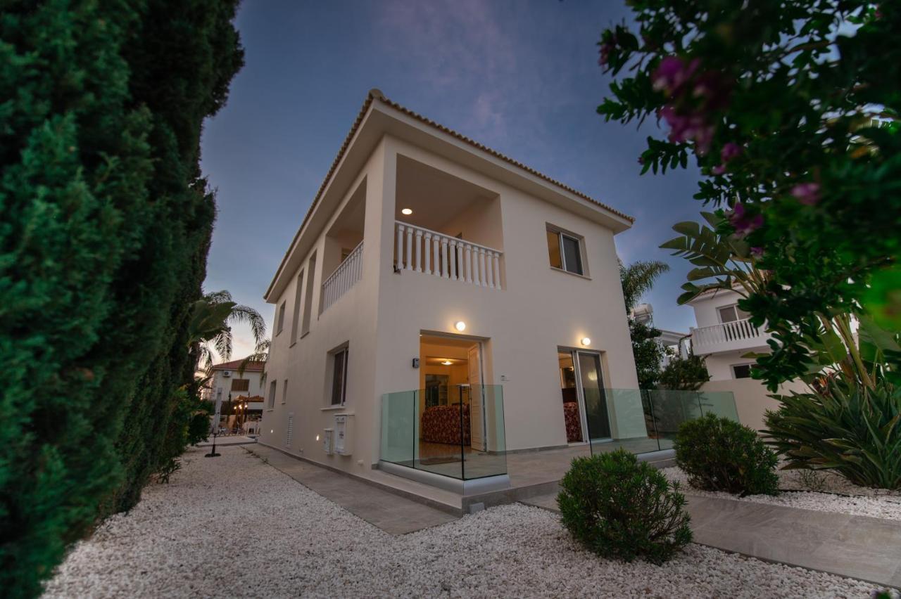 Villa Helena Ajía Nápa Kültér fotó